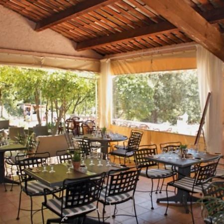 Camping Domaine De Chanteraine Les Salles-sur-Verdon Ngoại thất bức ảnh