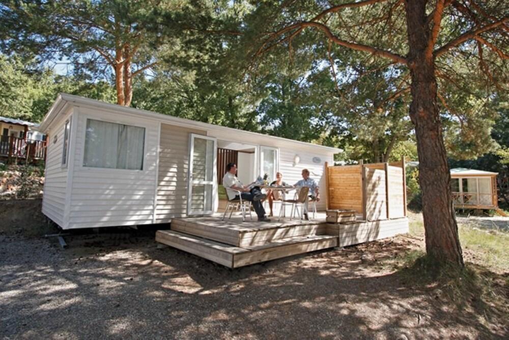 Camping Domaine De Chanteraine Les Salles-sur-Verdon Ngoại thất bức ảnh